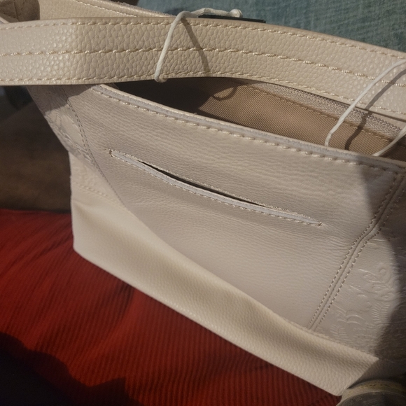 Handbag - Picture 3 of 4